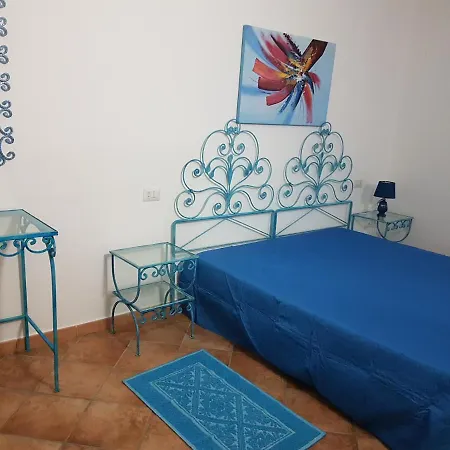 Casa Con Giardino Olbia
